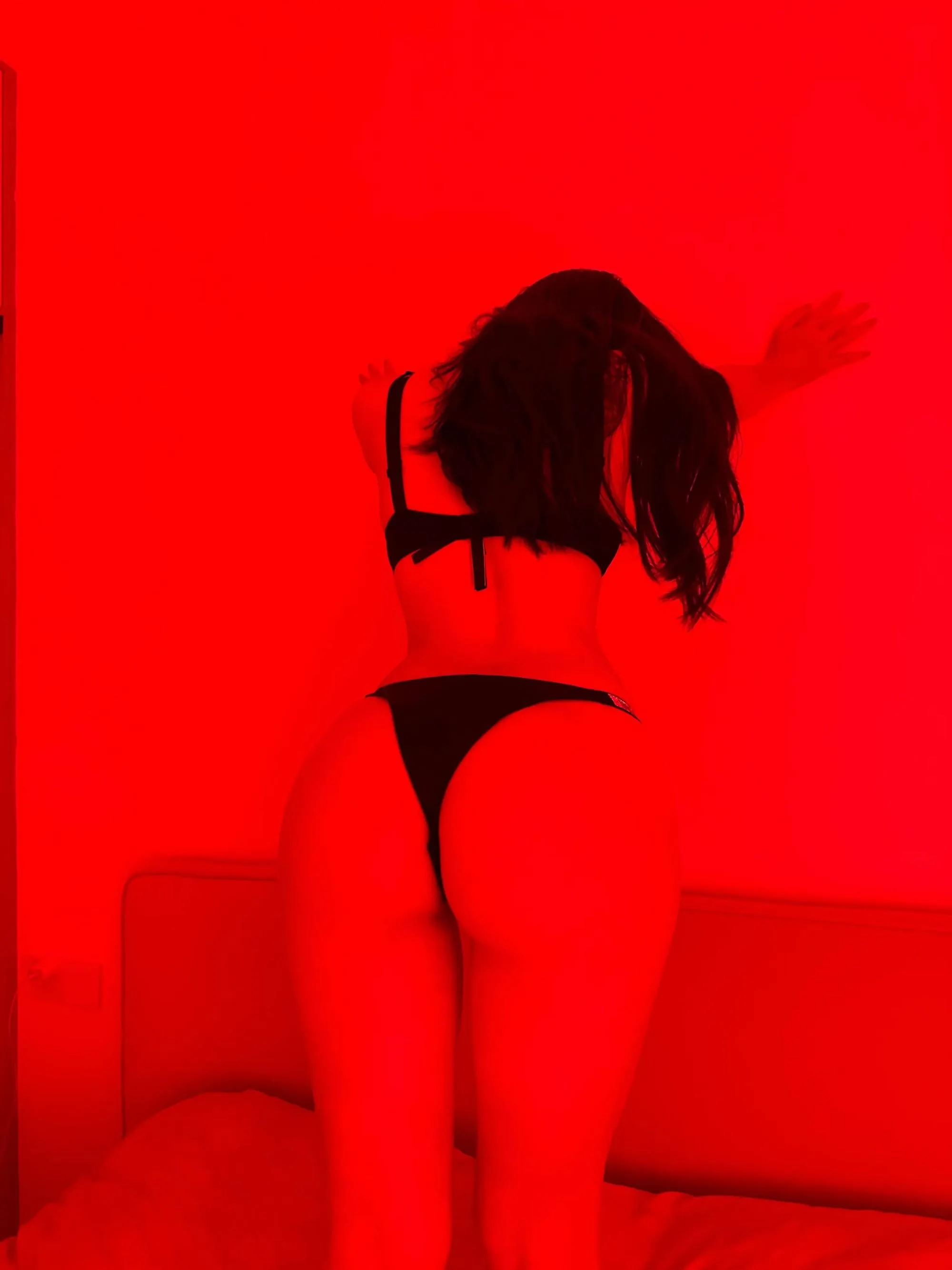 NO.009 铁锤姐姐-微密圈系列  黑与红 [31P]插图1